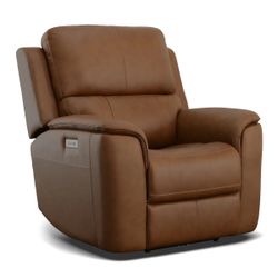 Ultimate Swivel Rocker Recliner In Leather 