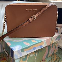 Michael Kors Crossbody 