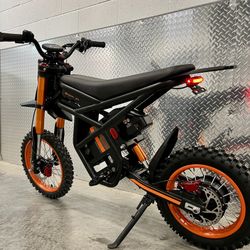 NEW - 2400W Electric Pit Bike, 37mph+, 4’8-6’2 Rider, 29inch High Seat, 21ah Removable Battery, Reversed Fork, GT54, Tuttio Similar