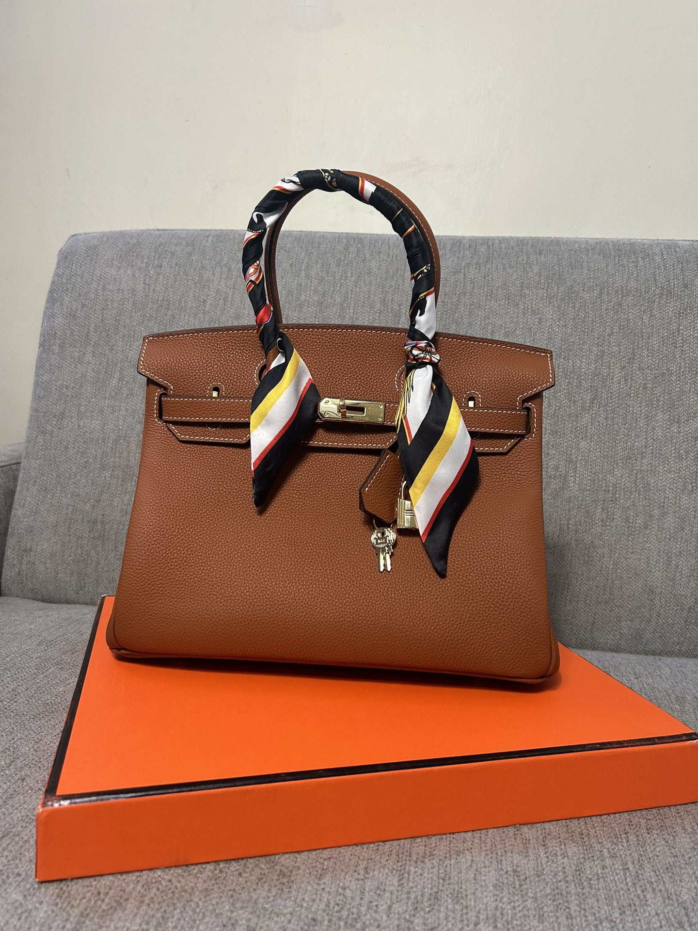 Luxury Gold Structured Tote Bag – Classic Designer Style