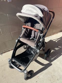 Vista Stroller — $300 OBO