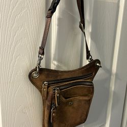 Waist Belt   Leather Bag 