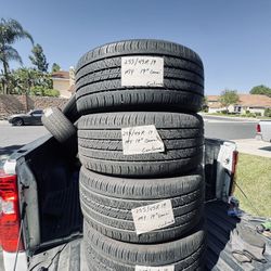 255/45/19 Continental Procontact RX 80%+ Tread (4)