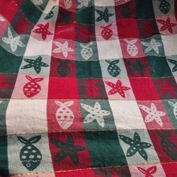 Oval Xmas Tablecloth