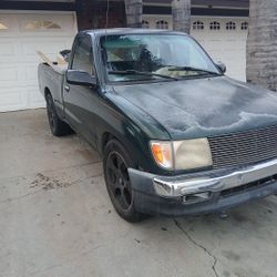Toyota Tacoma 