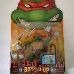 TEENAGE MUTANT NINJA TURTLES ACTION FIGURES 