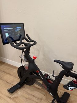 Peloton exercise bike