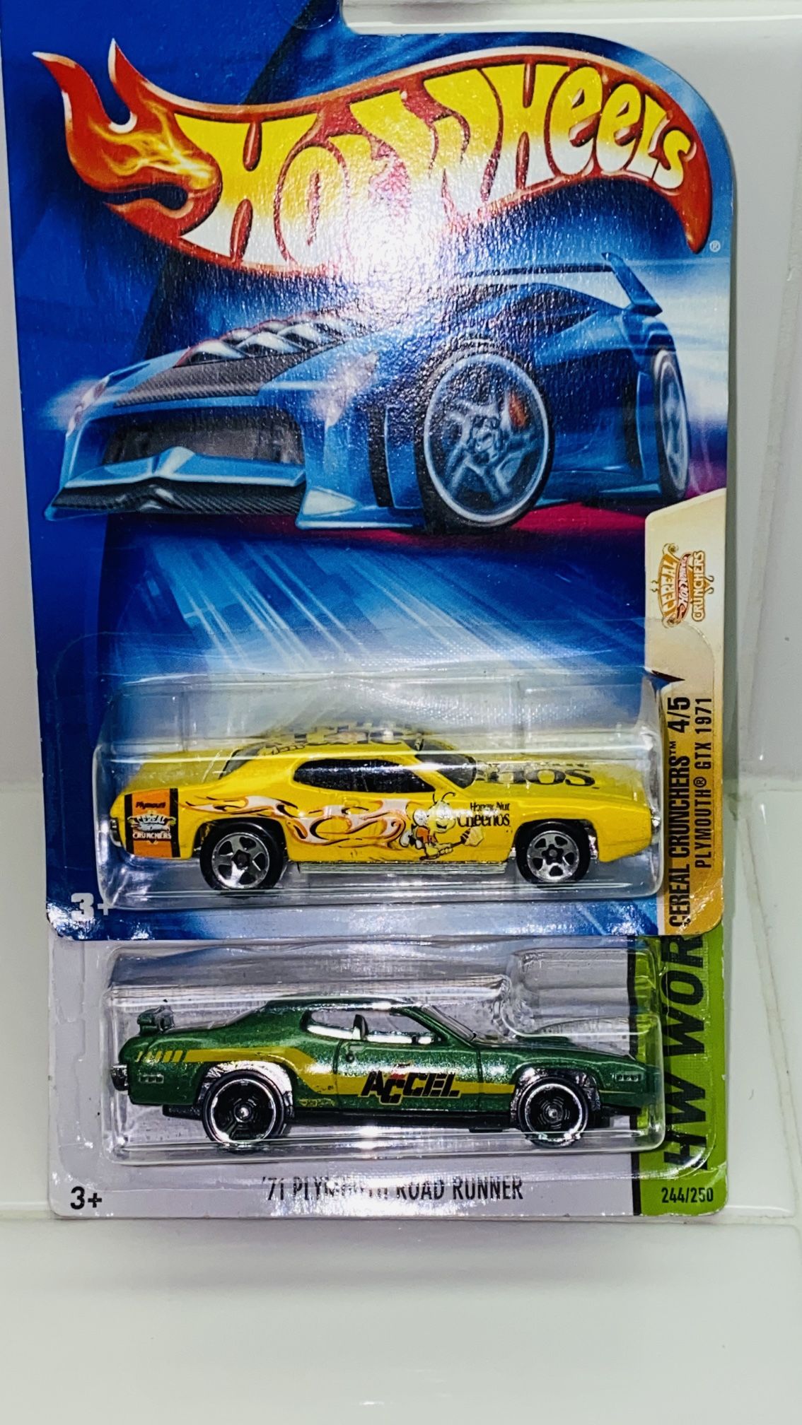 Hot Wheels 3 Car Lot for Sale in Victorville, CA OfferUp