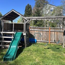 Free Swing Set And Fort