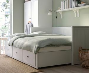 IKEA Hemnes White Daybed with Storage Drawers