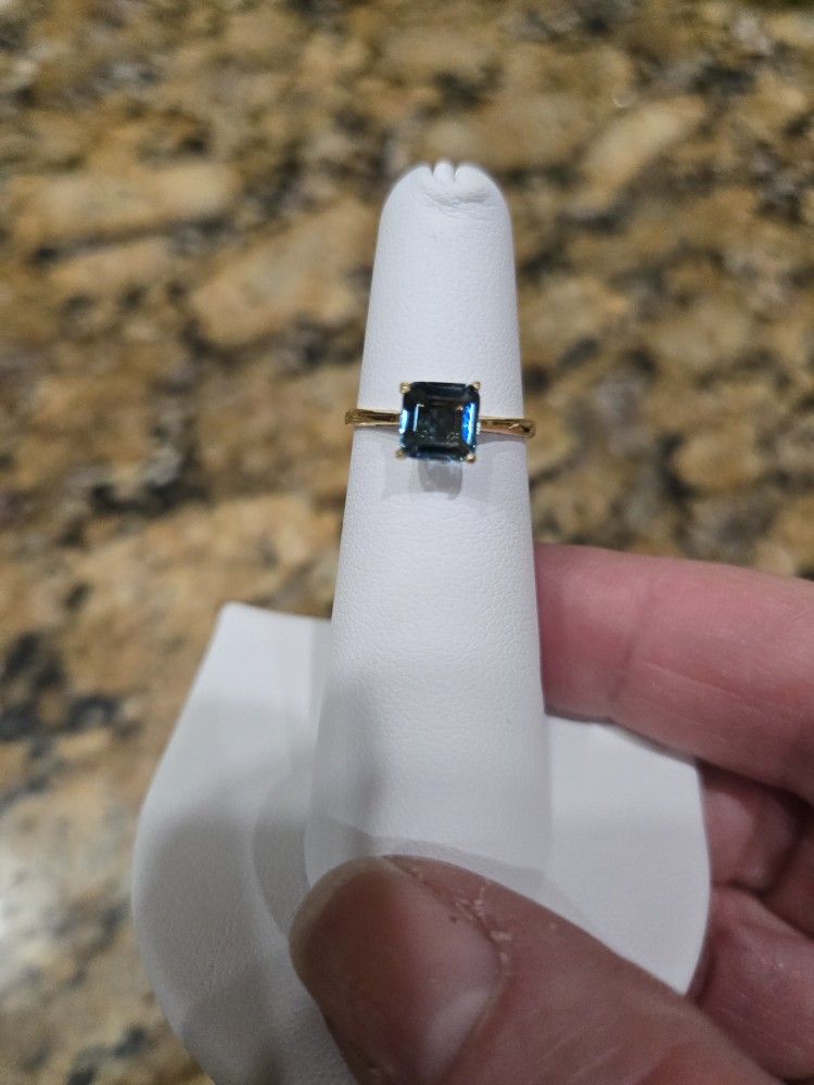 NWT GENUINE 1.24 Cts BLUE ZIRCON SOLITAIRE RING 10K GOLD -Free Certificate Appraisal size 4.5