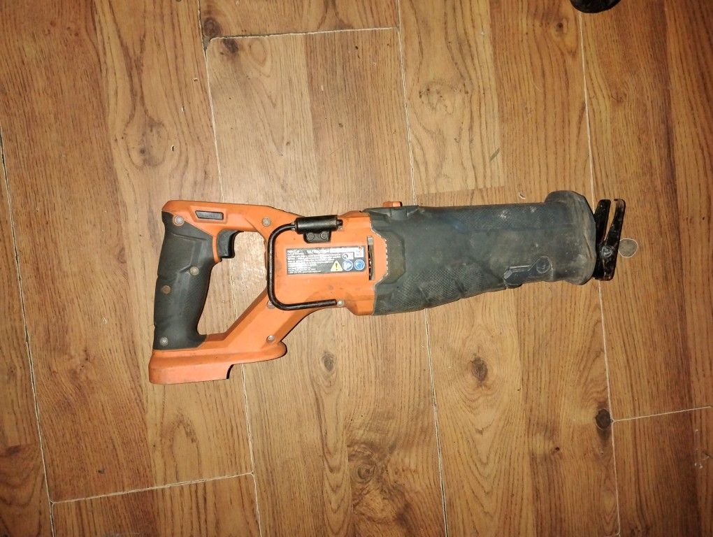 Rigid Cordless Sawzall Model R 8647