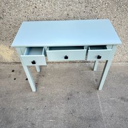 Small Wood Desk, Make Up Wood Desk 