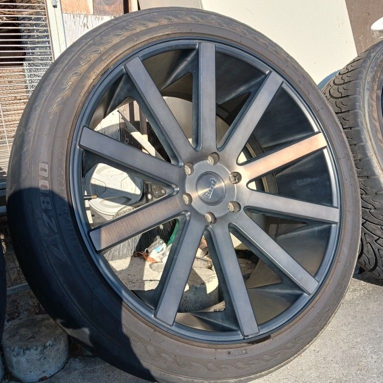 24 Inch. DUB Rims