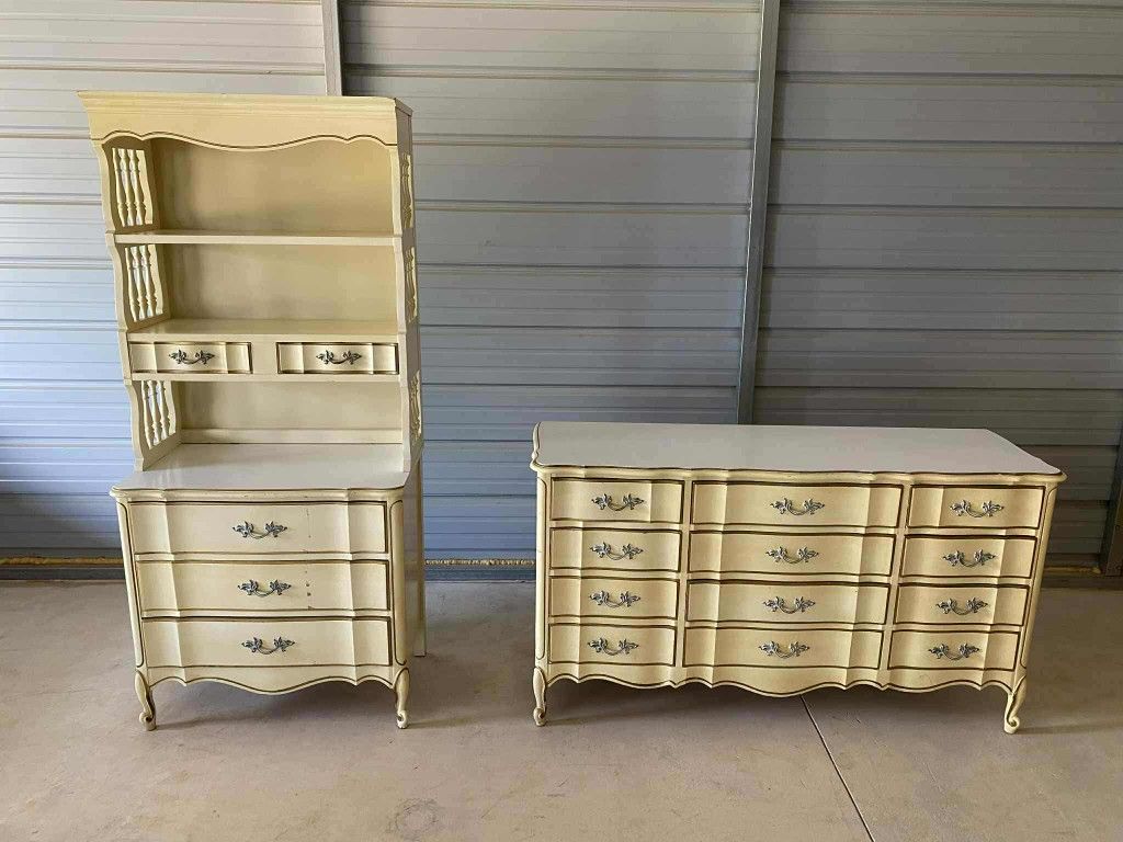 Vintage French Provincial Style Dresser/ Chest Deck