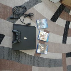 Ps4 With 3 Games 