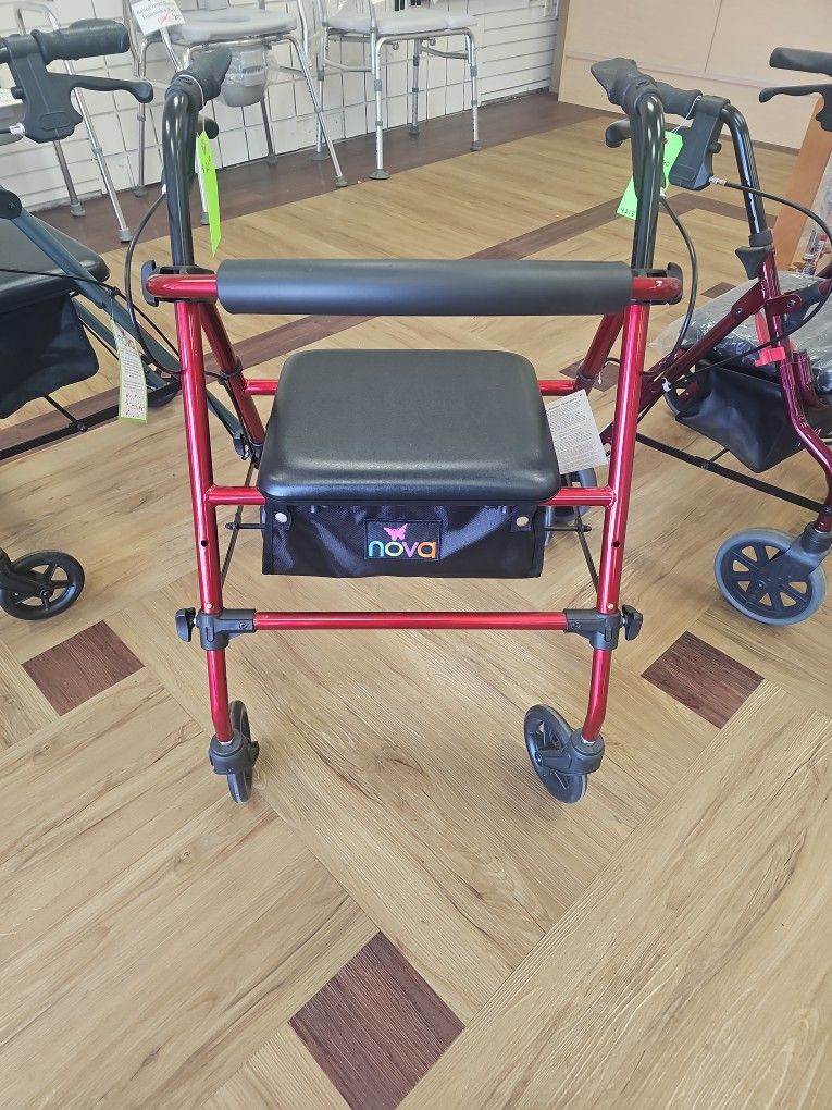 Rollator - Walker with Wheels