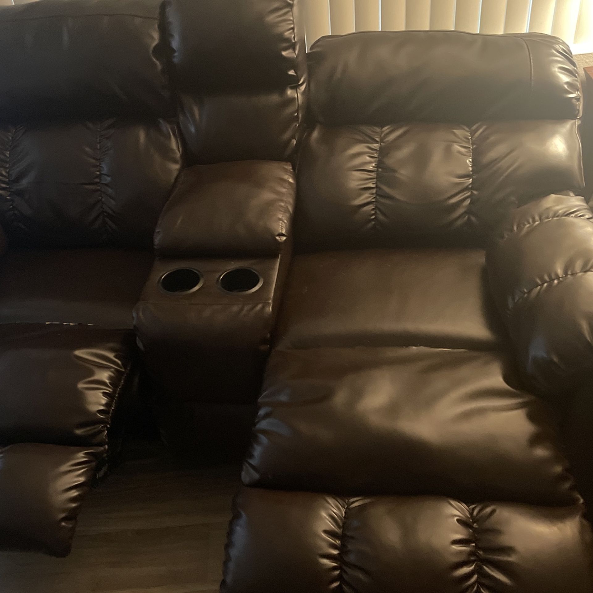 Reclining Leather Sofas