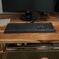 Razer Ornata Chroma Mecha-Membrane Keyboard