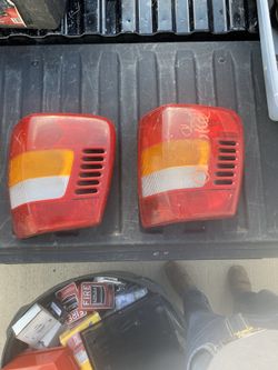 2008 Grand Cherokee lights