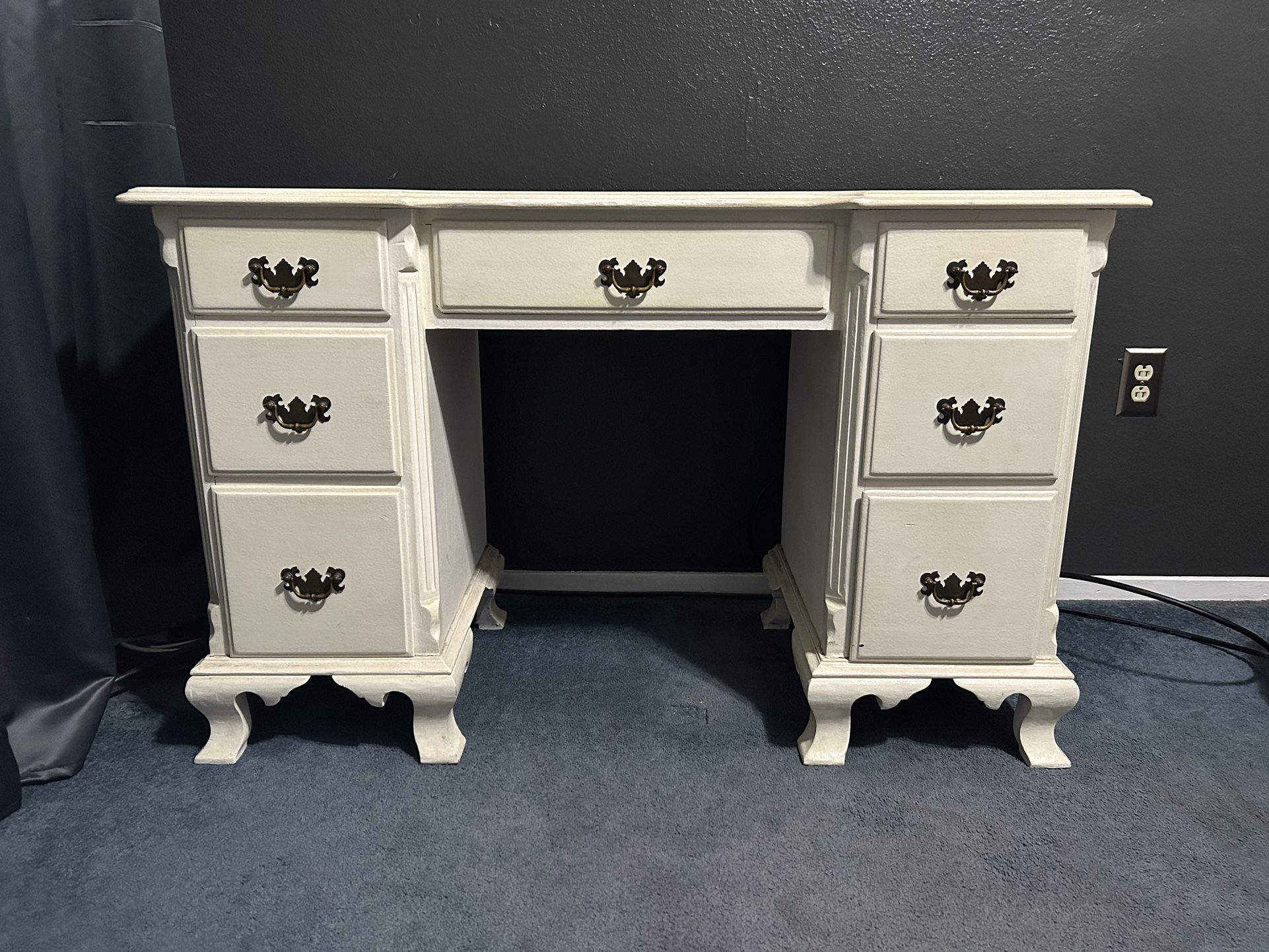 White Wooden Desk