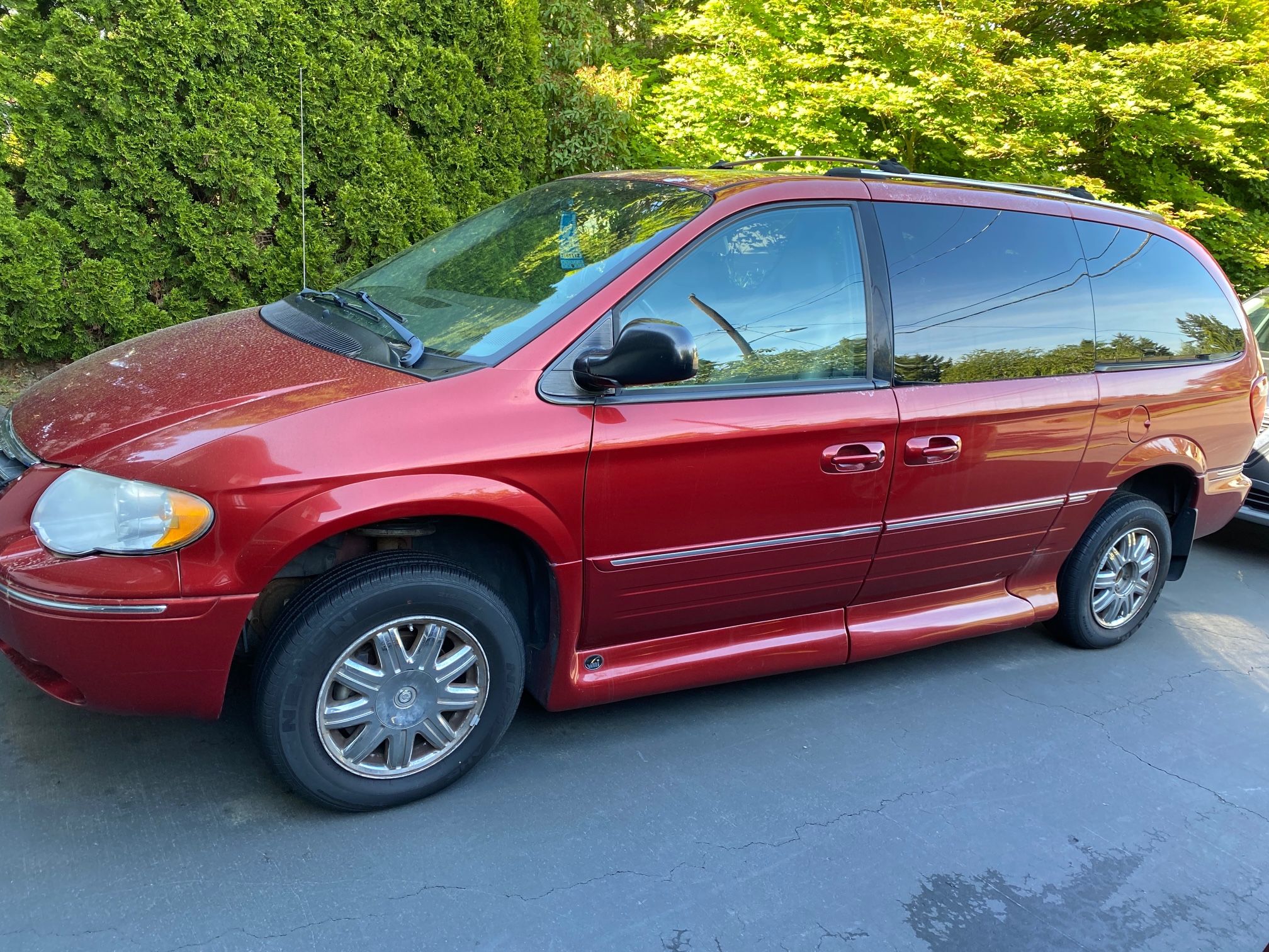 2005 Chrysler Town & Country