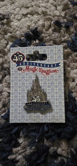 Walt Disney World Castle Pin 45th Anniversary 