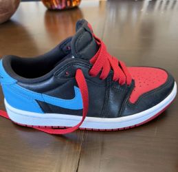 KIDS NIKE AIR JORDAN BLACK BLUE RED KIDS SIZE 5