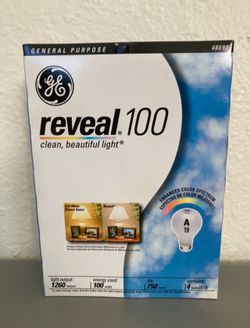 RARE VINTAGE GE REVEAL LIGHT BULBS 20+ Y/O Brand New in Box
