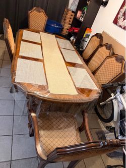 Oak Dining Room Table With Chairs