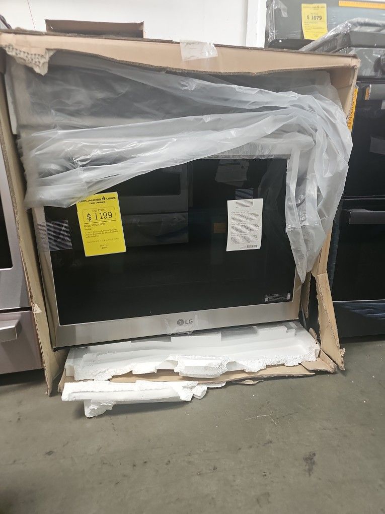 Samsung Single Electric Wall Oven With Convection Air Fry PrintProof