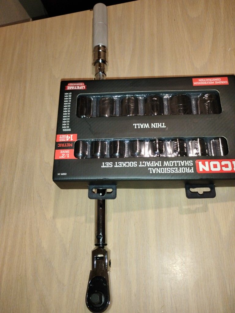 Torque Wrench Flex Head. 14pc Set Impact Socket Set M M 10mm Through 27mm