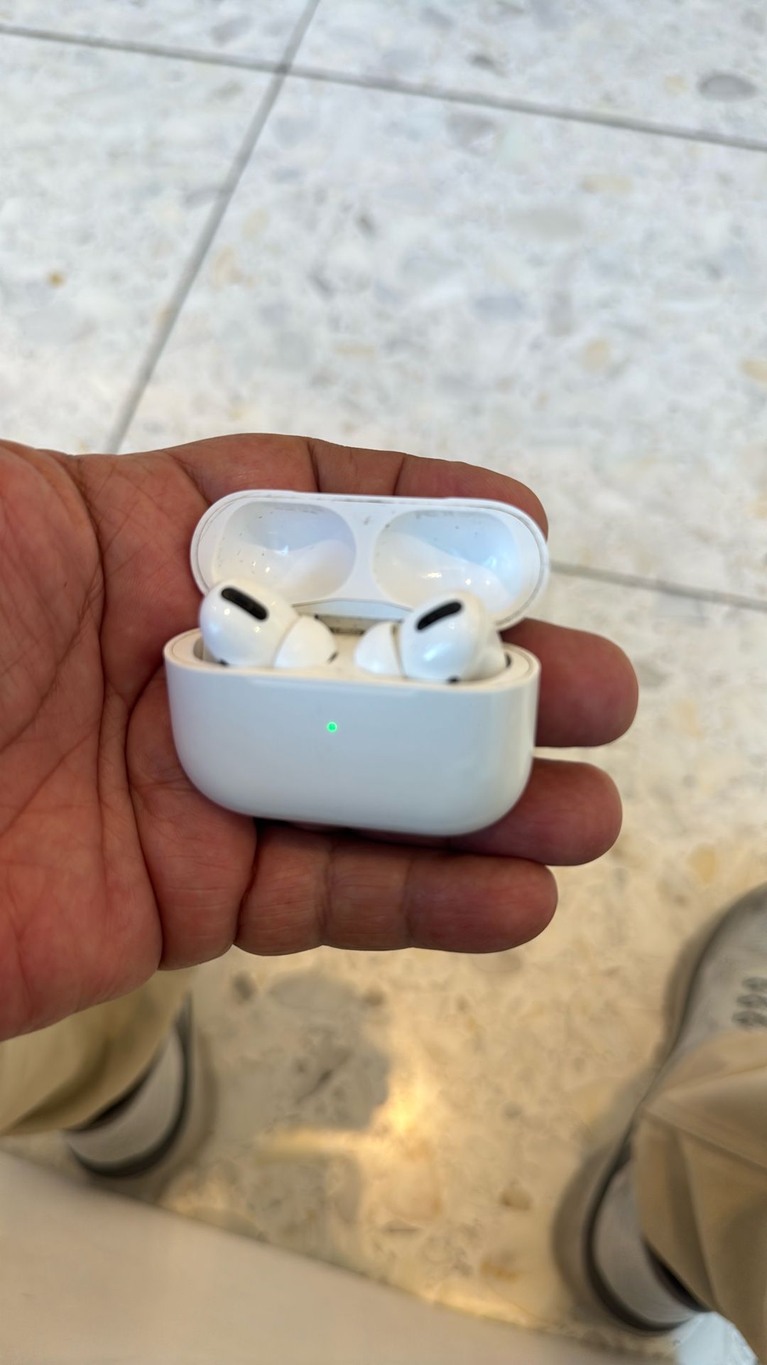 AirPods Pro