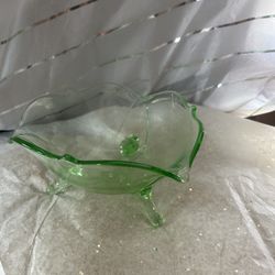 Rare Beautiful Vintage Uranium Candy Dish