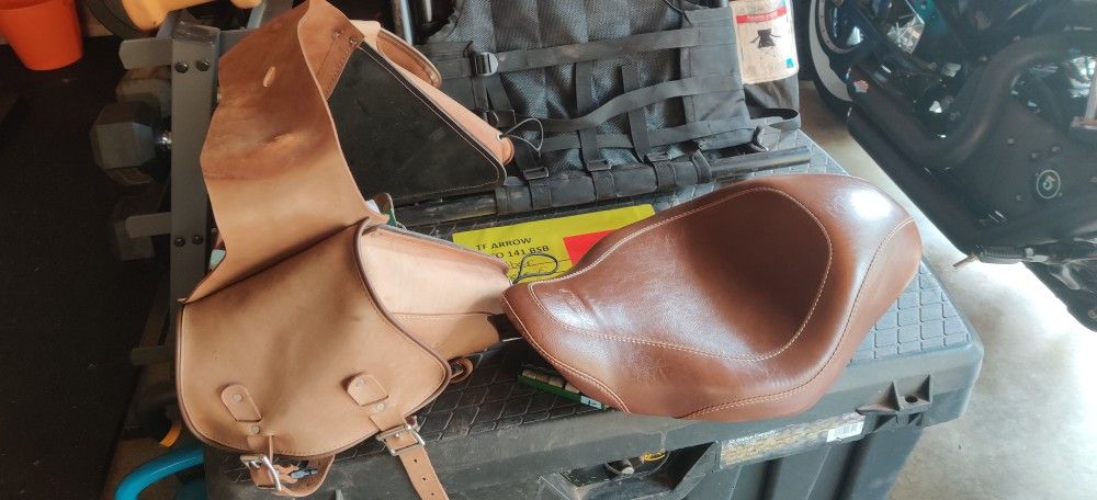 Harley Sportster Seat And Saddlebags