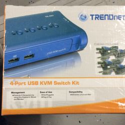 4 Port KVM Switch