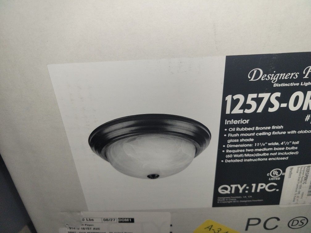  Light Fixture