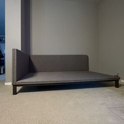 Queen Bed  (Practically New ) $250