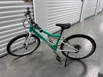 Woom 5 Bike — Very lightly ridden, single owner