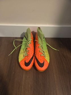 Nike Hyperventilate orange and green