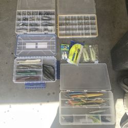 Saltwater Fishing Lures / Hooks / Weights