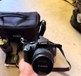 Canon eos rebel T6 camera