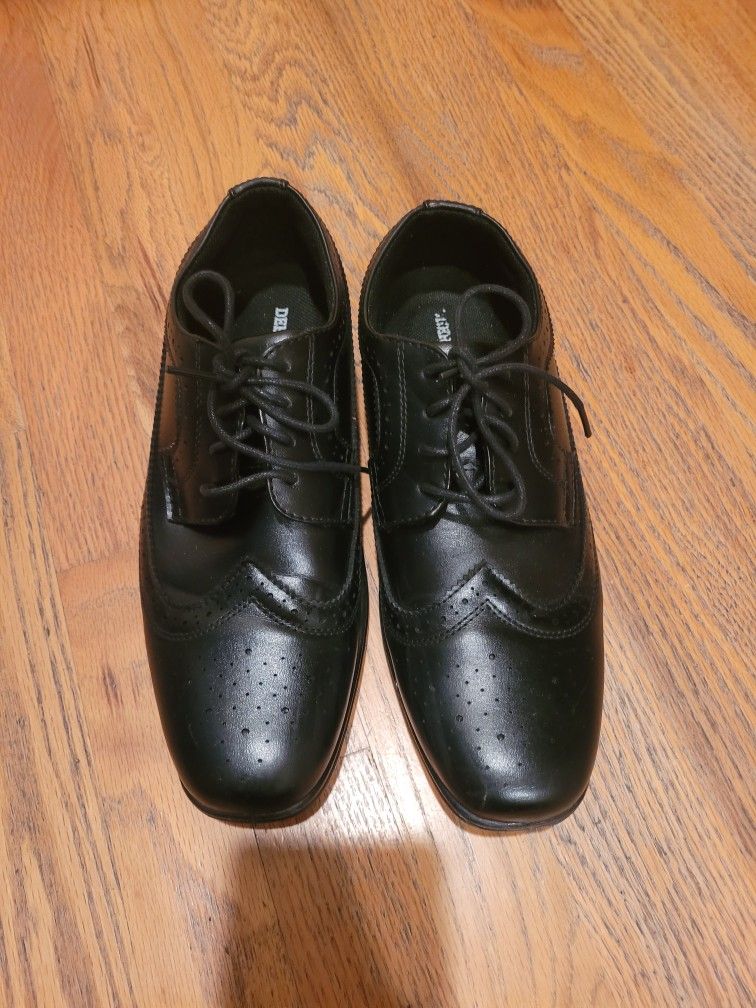 Boy's Dress Shoes (Oxford) Big Boy Size 7M Excellent Condition