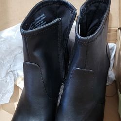 NEW MADDEN NYC INSD Zip Bootie - Black Woman’s Size 7.5