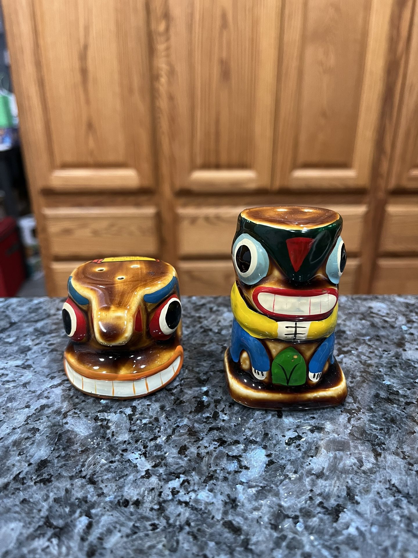 Vintage 1960’s Indian Totem Pole Porcelain Pair of Salt And Pepper Shakers. With original Cork stoppers. Preowned never used.