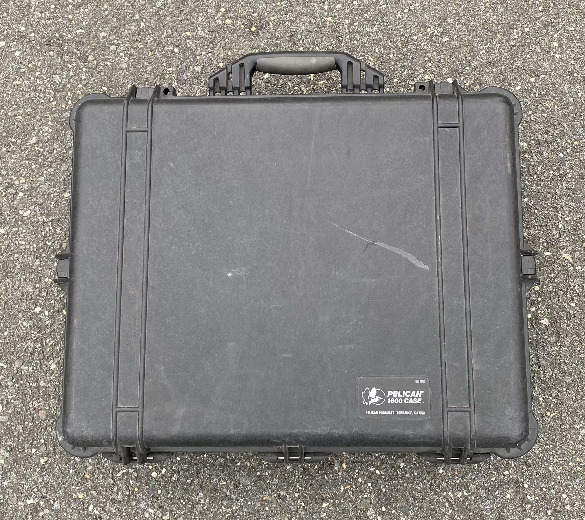Pelican Heavy Duty Road Travel Hard Carrying Storage Case