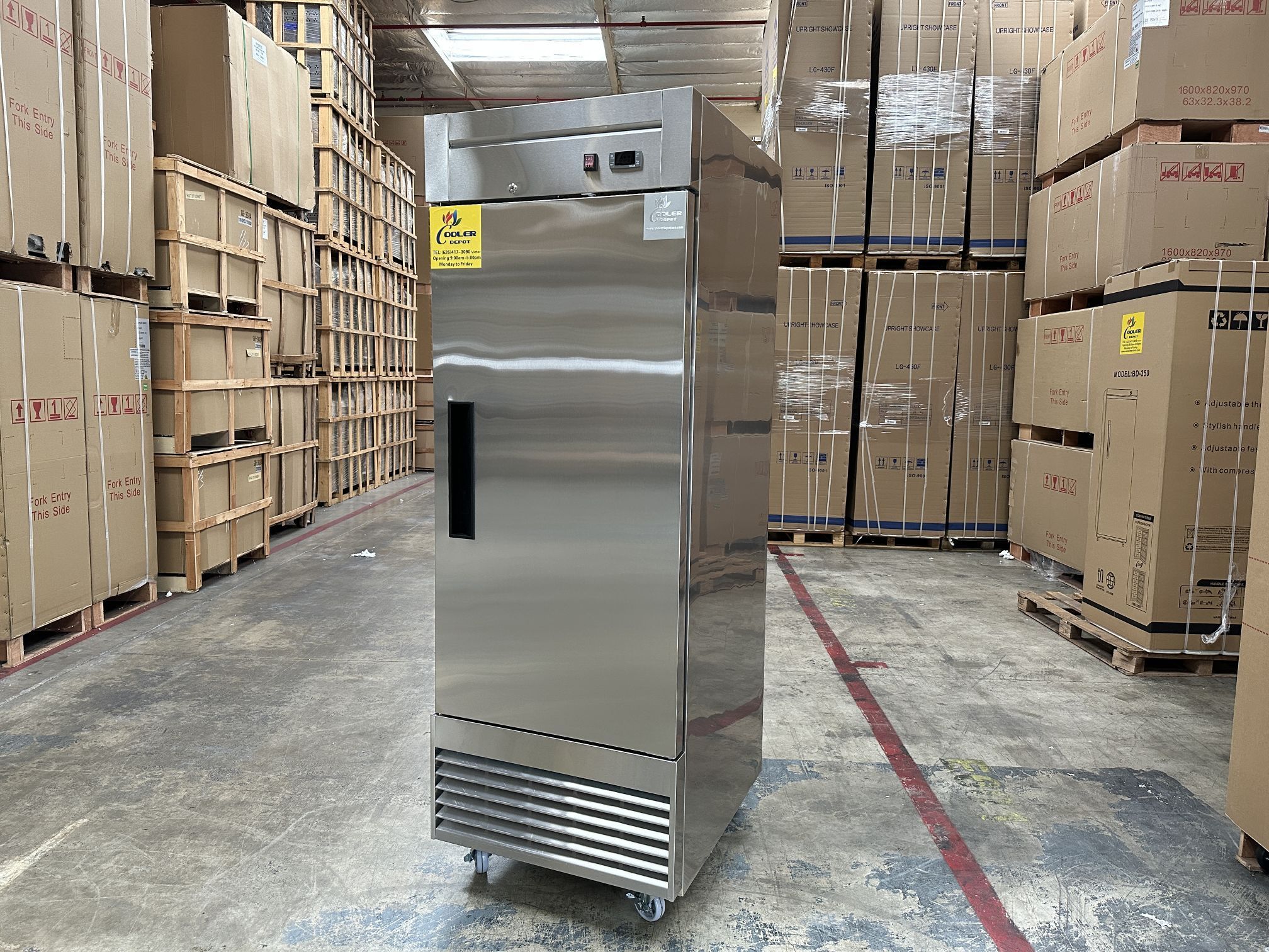 NSF Solid Door Reach-In Freezer 1 Door Freezer CD-29F-1