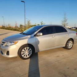 Clean Toyota Corolla – Low Miles 85K – Reliable – Cold A/C 