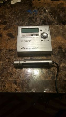 Sony Silver Recordable Mini Disc Walkman
