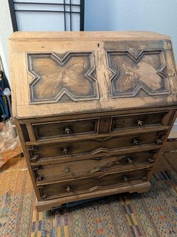 Jacobian Drop Front Desk